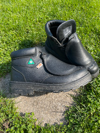 Safety boots size 46