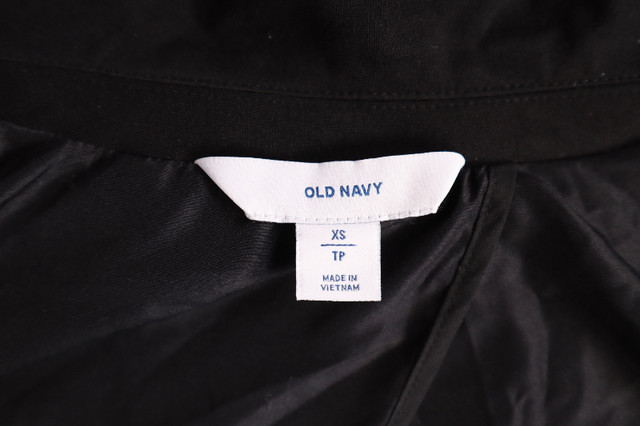Old Navy Black Blazer Women's XS in Women's - Tops & Outerwear in Calgary - Image 3
