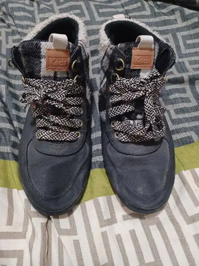 Women's shoes, View more