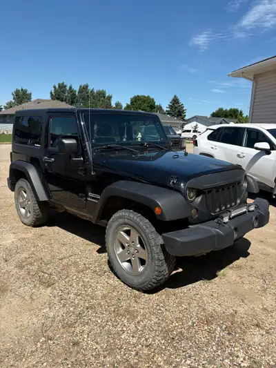 2011 Jeep Wrangler Sport Standard transmission, air conditioning, 6 cylinder