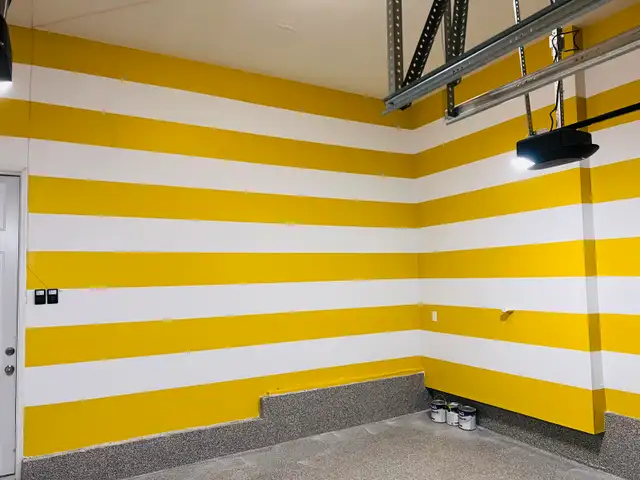Painting63008304576643124