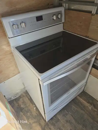 cuisinière propre whirpool , View more