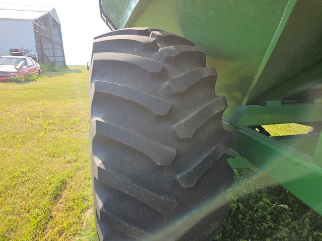 j&m grain cart in Farming Equipment in Regina - Image 2