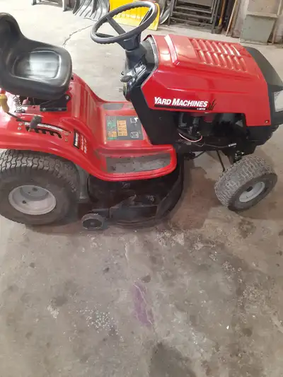 TRACTEUR A GAZON YARD  NACHINE, View more