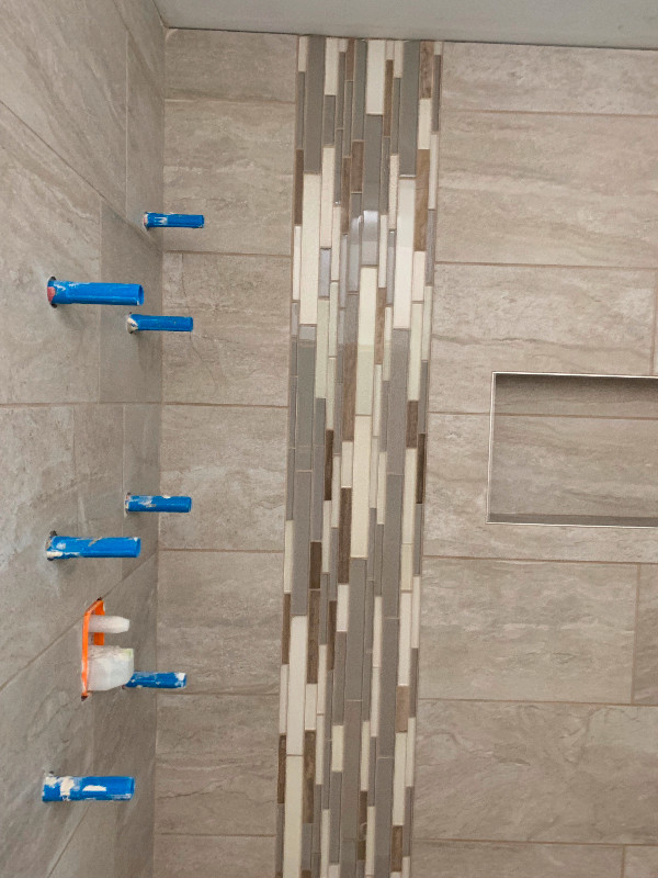 Tile installer/Bathroom Renovations in Renovations, General Contracting & Handyman in Ottawa - Image 2