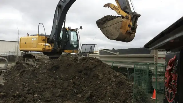 Excavation /dozer services494957917970769923
