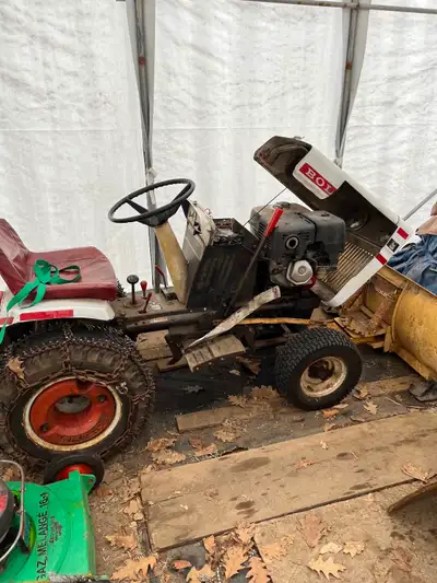 Tracteur à gazon Bolens 13 force 750$ Négociable., View more