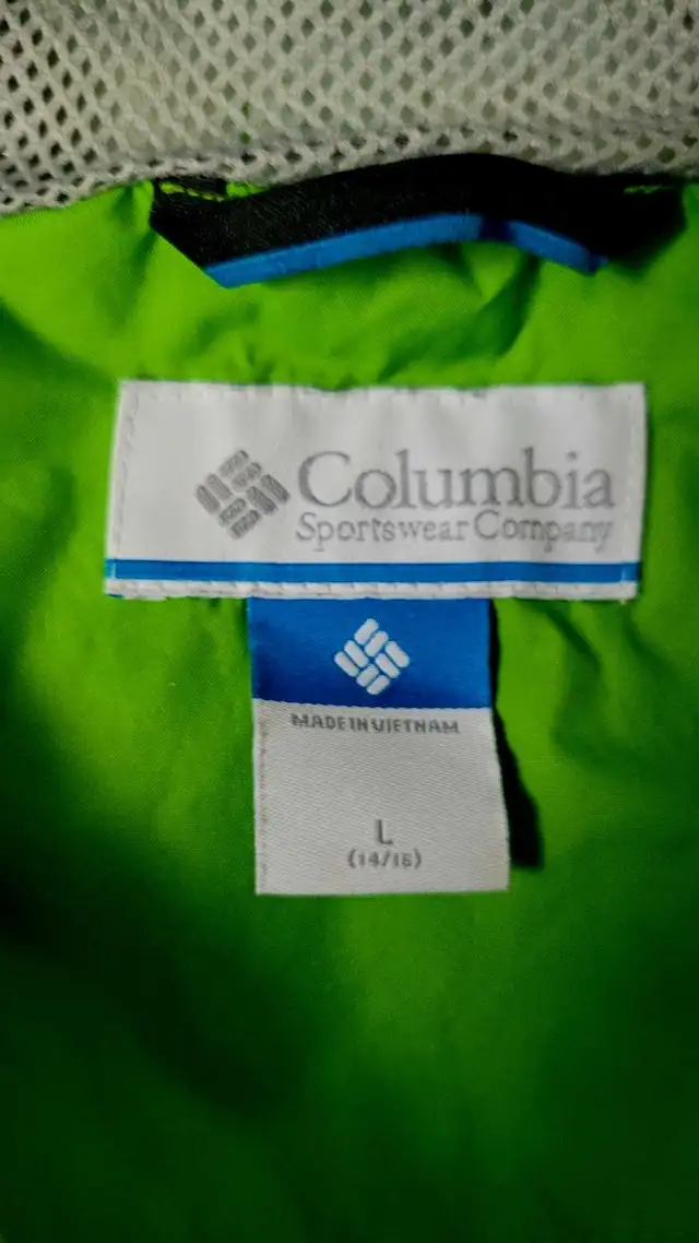 Columbia Rain Jacket - Youth Large in Kids & Youth in Calgary - Image 3