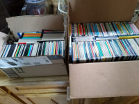 disquettes floppies avec logiciels pour Atari, Mac et PC.