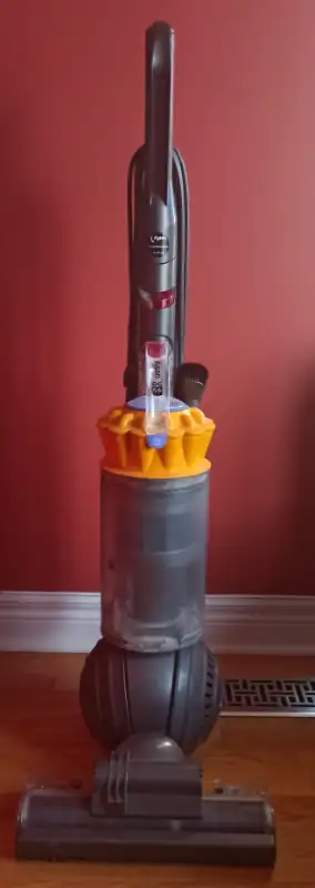 Up for sale is a Pre-owned Dyson DC 66 Upright Vacuum Cleaner. Radial Root Cyclone technology. Ball...