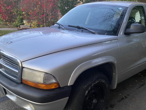 2004 Dodge Dakota Sport