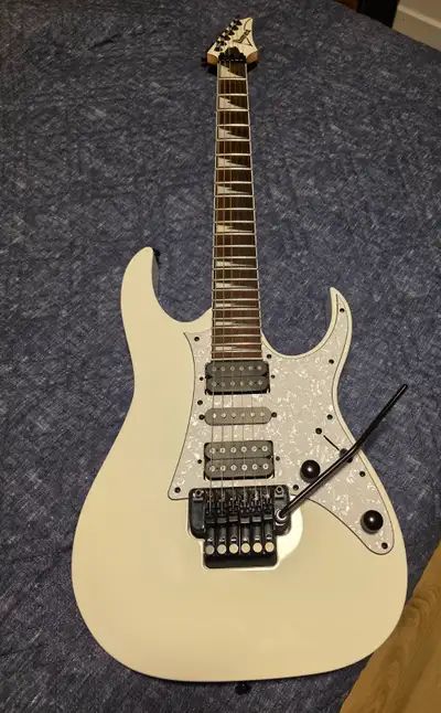 Ibanez RG450DXB Electric Guitar - White, View more