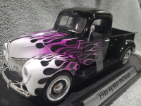 MotorMax American Classic 1940 Ford Pickup Black  Flames Diecast