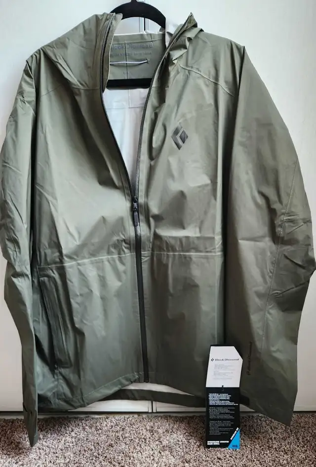 New Black Diamond Stretch Rain Jacket  (Large) in Men's in Calgary - Image 4