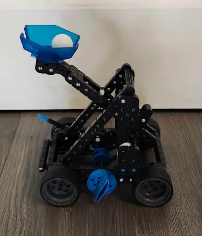 Set of 3 including : Catapult, Snap Shot & Crossbow All pieces are included (made each one to make s...