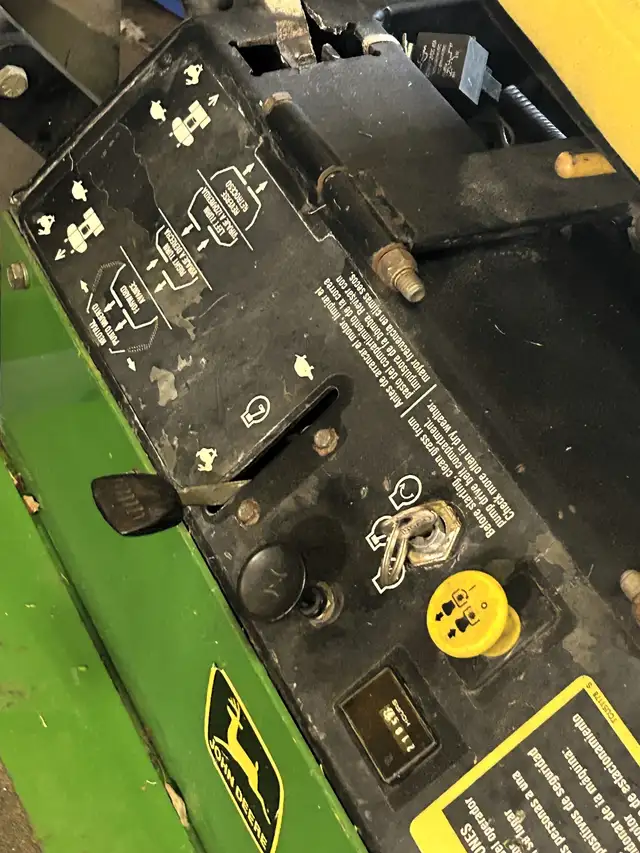 John Deere M665 60" Zero Turn Mower in Lawnmowers & Leaf Blowers in Mississauga / Peel Region - Image 5
