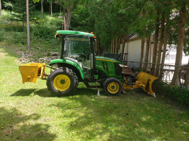 3 point hitch 5' hydraulic sander/salter in Snowblowers in Grand Bend - Image 3