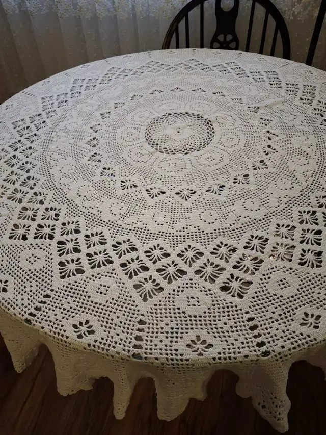 Crochet tablecloth handmade 64519992588417120