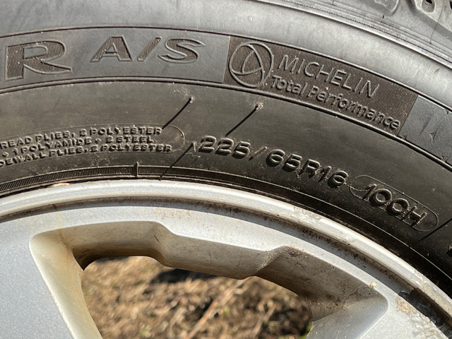 Pneus d’été  Michelin 225/65R16 avec mag  in Tires & Rims in Gatineau - Image 2