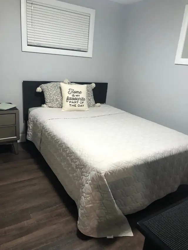 Room for rent -Tiverton in Room Rentals & Roommates in Owen Sound - Image 5