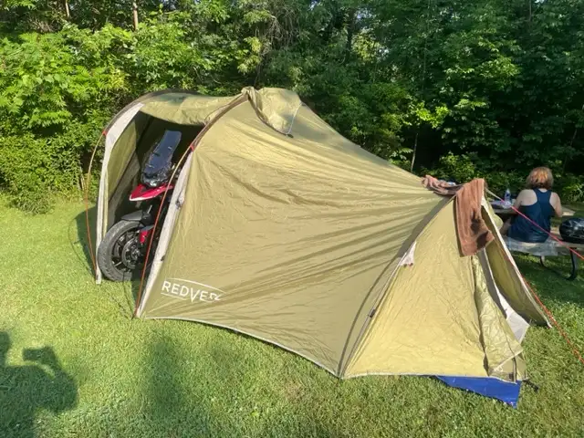 Redvertz motocycle tent for sale in Basketball in Stratford - Image 4
