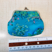 Vintage Embroidered Coin Change Purse Wallet