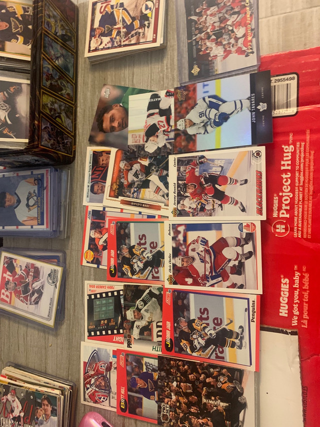 81 hockey cards in Arts & Collectibles in Cambridge - Image 2