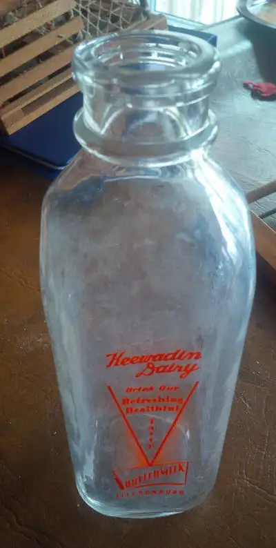 Keewadin Dairy Cream Bottle, Tillsonburg, View more