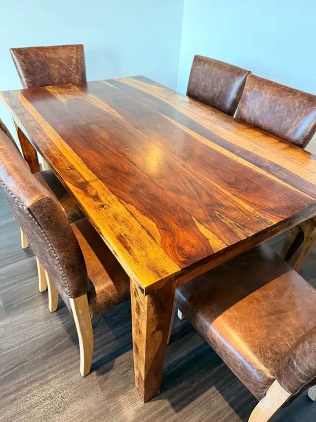 Solid Wood Dining Set (Table + 6 Chairs) in Dining Tables & Sets in Guelph - Image 3