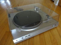 DUAL CS-607 direct drive turntable with Shure RXT6 Cartridge
