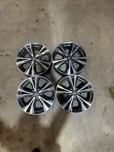 18” OEM Nissan alloys for sale, $800 or best offer, I’m willing to negotiate the price.