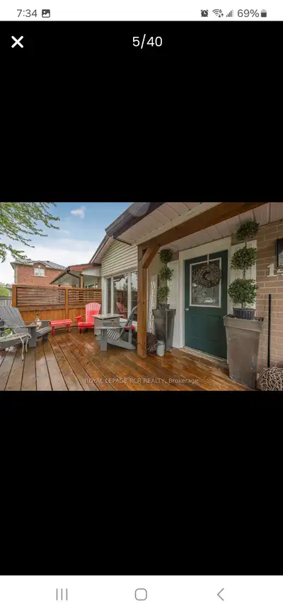 3 bedroom house( upper floor)