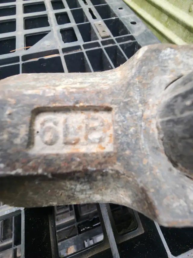 6 Lb. Long Handle Sledge Hammer65048385789441125
