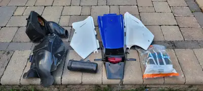 Everything that is in the picture $150 Dr650se parts Will fit 1996 to present