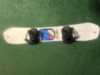 New Salomon Snowboard 130cm + Flow binding