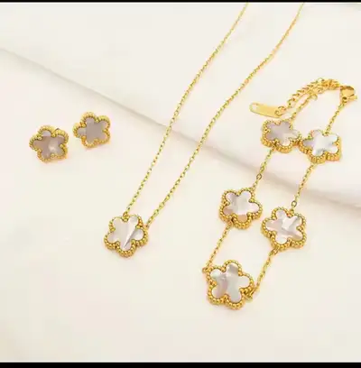 New 18k gold plated stainless steel set, View more