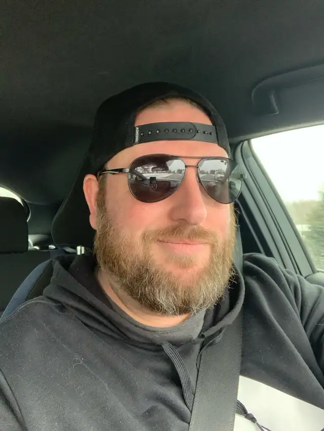 seeking BBW441979433114685440