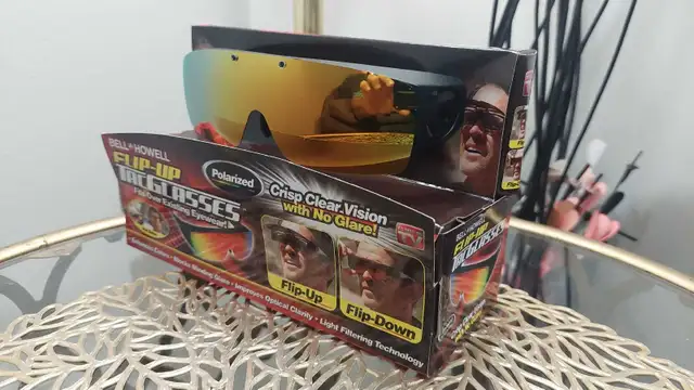 Tac flip glasses in Other in Winnipeg - Image 2