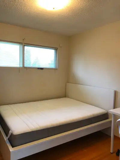 Fully furnished private bedroom available immediately. We are looking for mature and respectful youn...