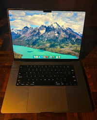 MacBook Pro, 16 inch, 2023, Apple M2 MAX, 32GB RAM, 1TB SSD