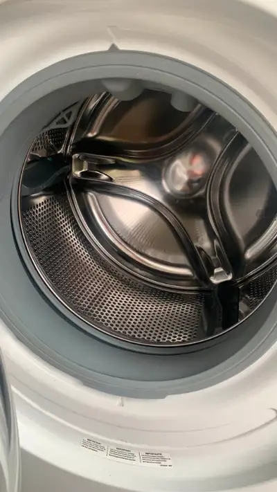 Frigidaire Affinity washing machine