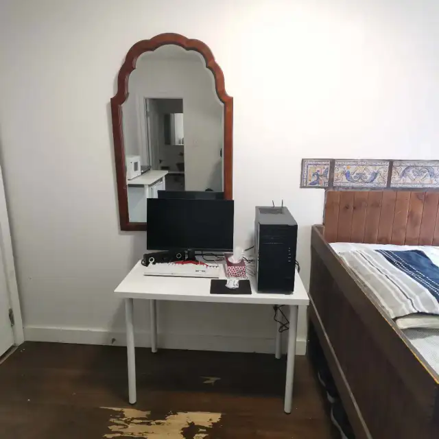 Downtown Spadina Private Studio Sublet in Short Term Rentals in City of Toronto - Image 4