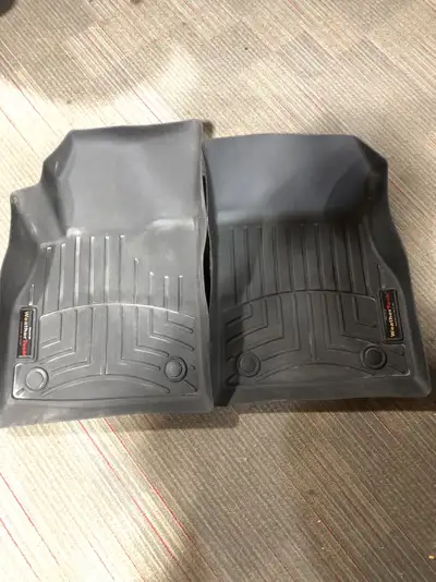 2015 Cruze w/tech floor mats, View more