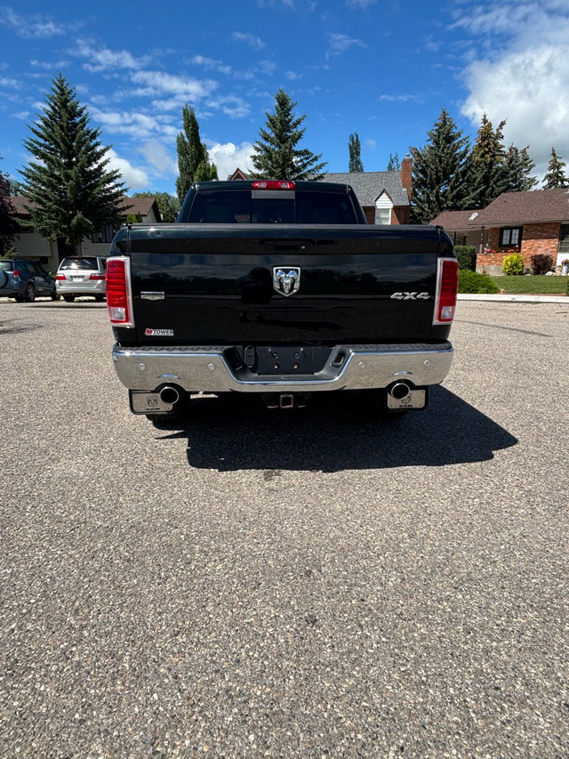 2015 Ram Laramie EcoDiesel 4x4 183k km $21,000 in Cars & Trucks in Calgary - Image 4