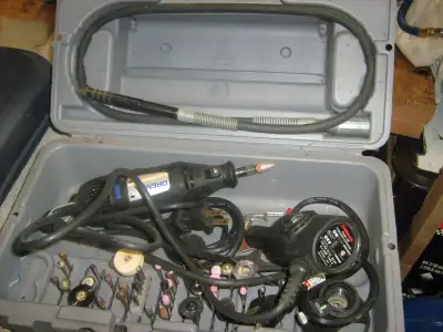 Dremel combo kit, Dremel ingraver and dremel router table