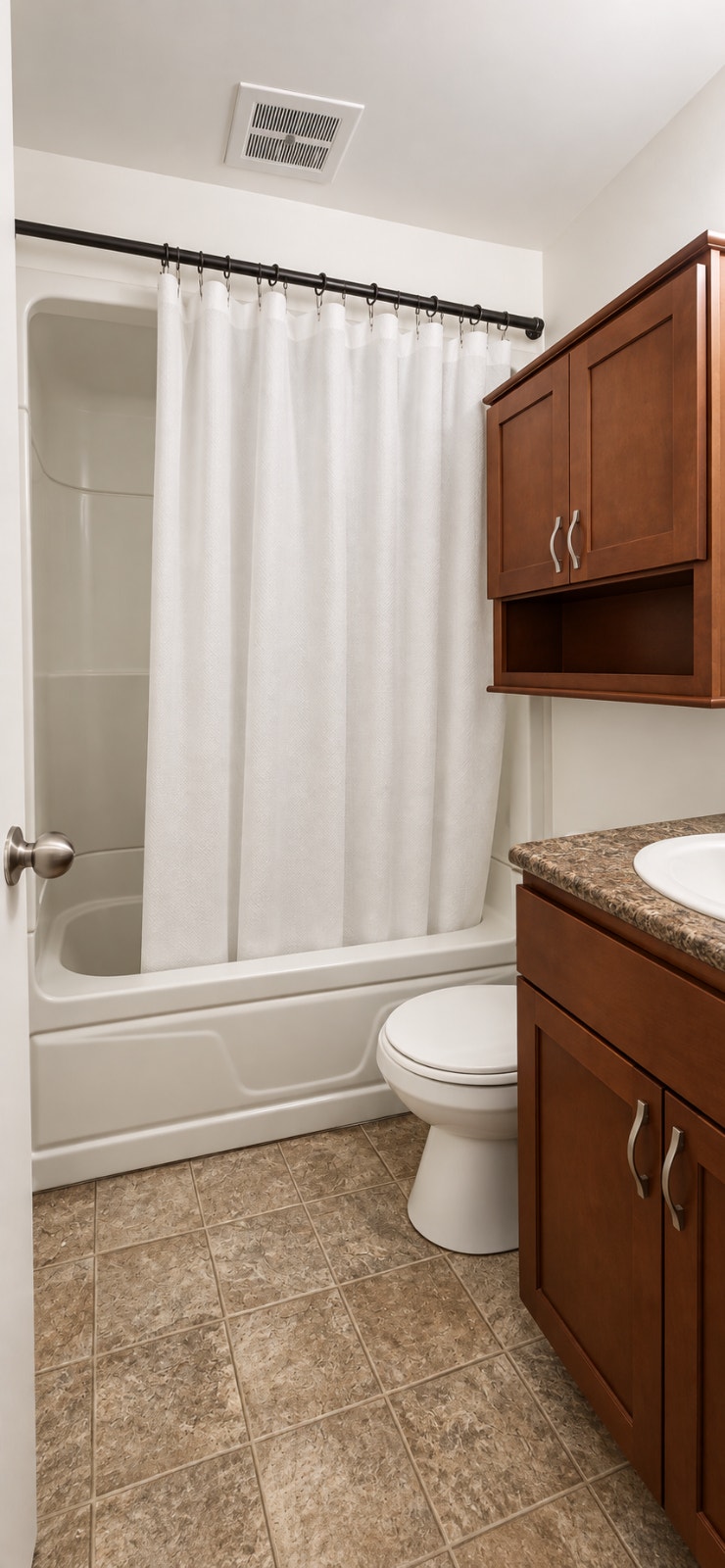 House for rent in Charleswood 2