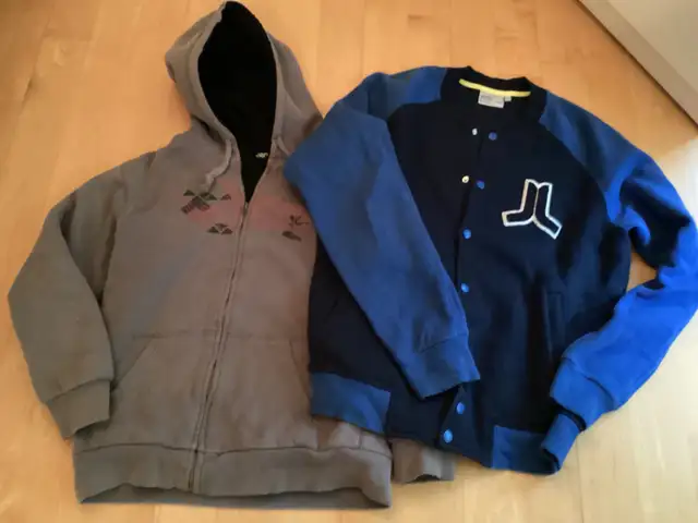 chandails jeune, habits d’hiver in Men's in Granby - Image 6