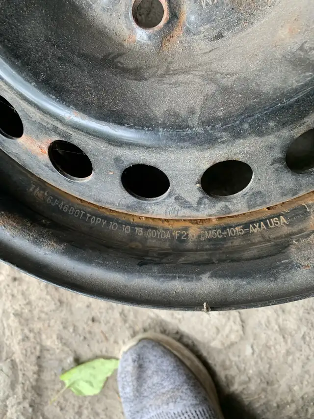 rims Ford focus2015  15 po in Tires & Rims in Longueuil / South Shore - Image 4