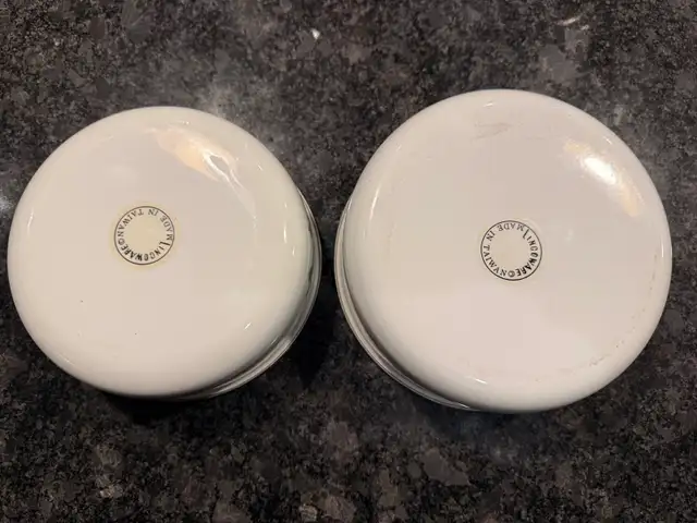 2 vintage ivy enamelware nesting bowls538903055822366724