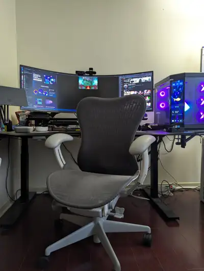 Herman Miller Mirra 2 Fully Loaded ~Free GTA Delivery~, View more